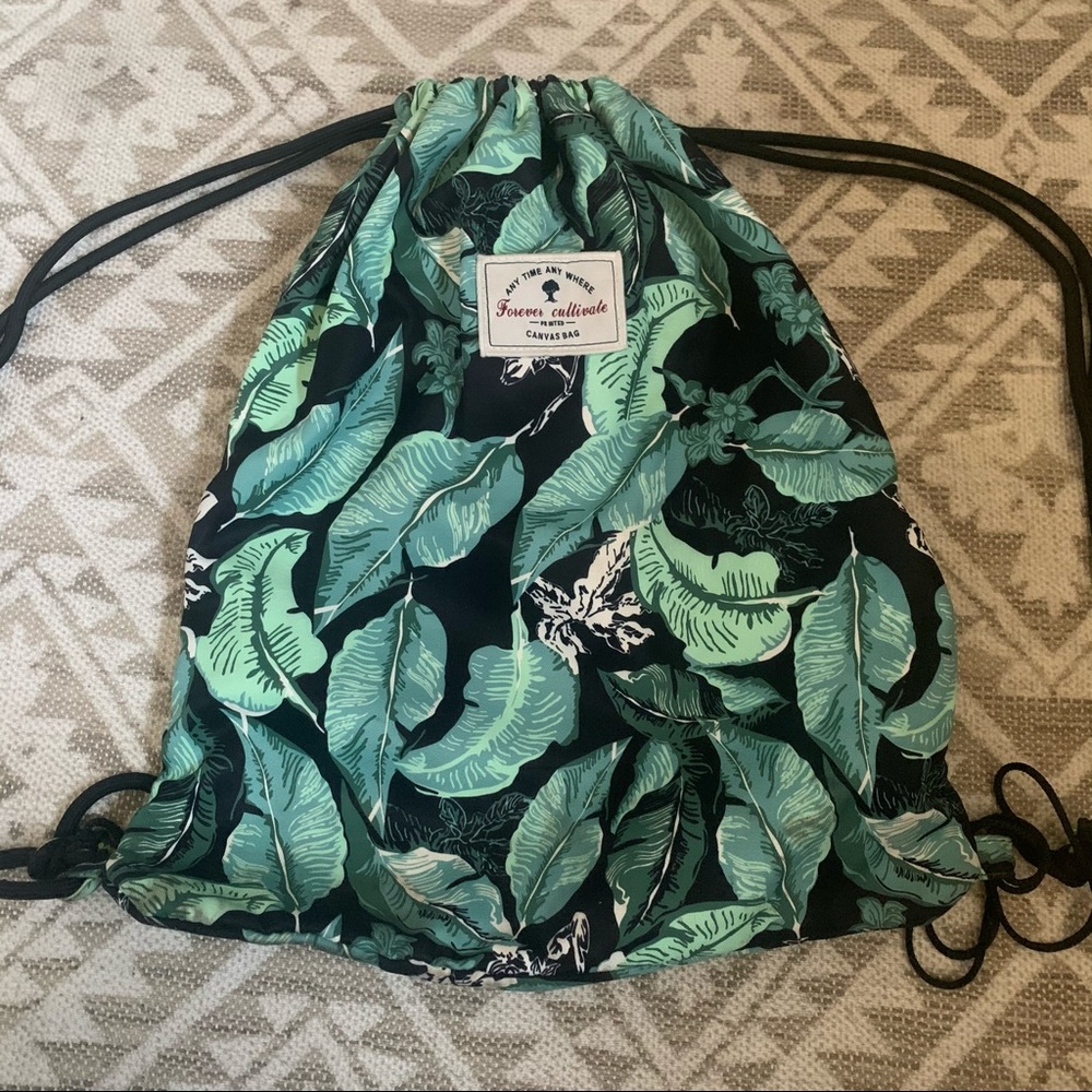 drawstring convertible tote bag
